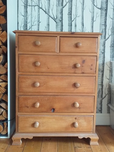 Vintage solid pine - solid, chest