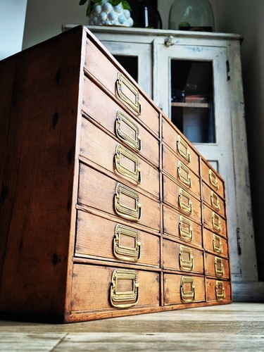 Early 20th bank of - early, drawers